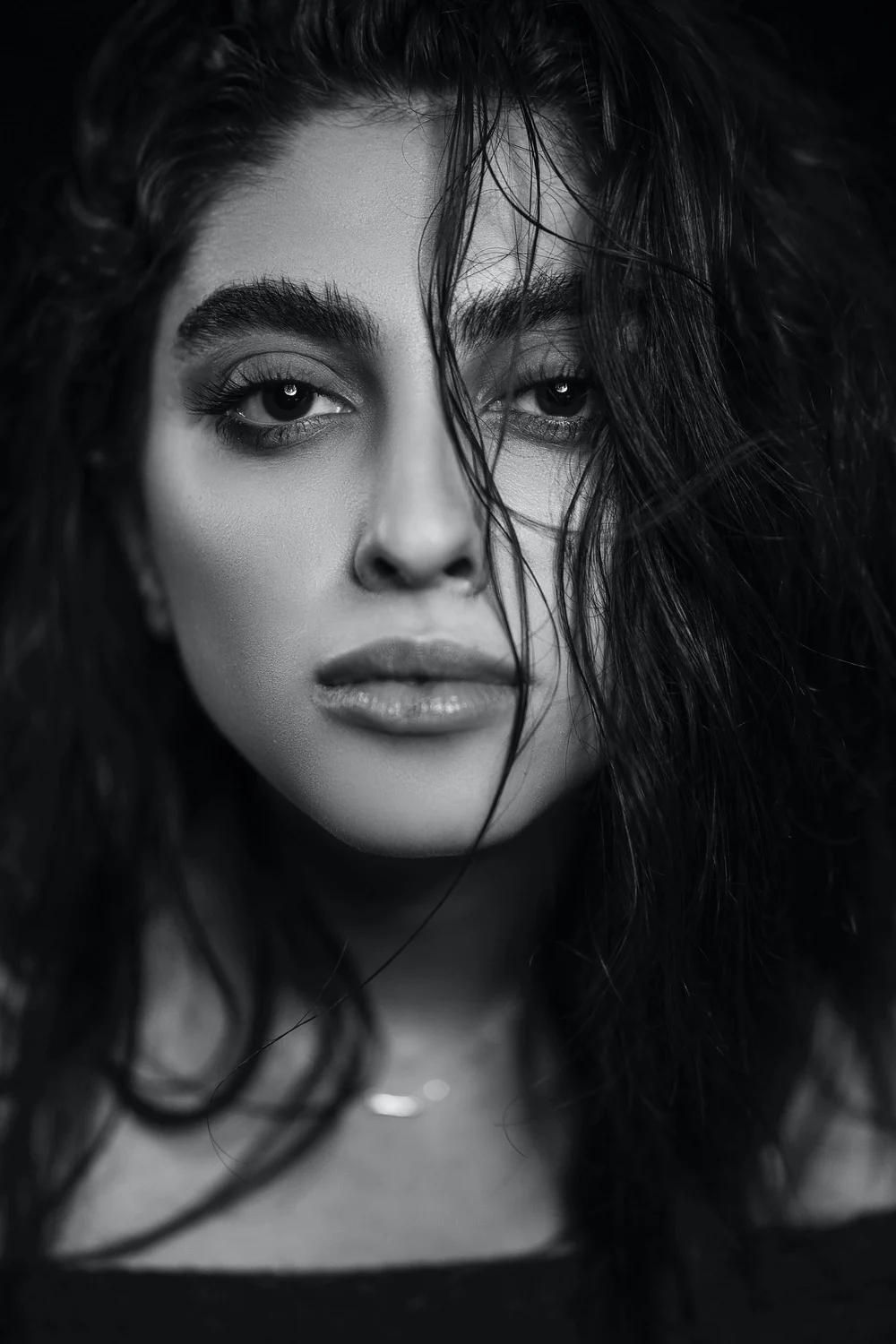 Greyscale portrait of a girl